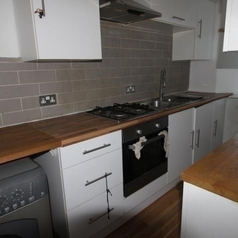 3 Bedroom Semi-Detached House to Rent Southall
