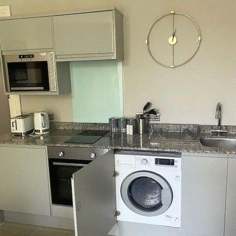 apartment at Meridian Place, Clifton, Bristol, STUDENT, BS8 Victoria Park