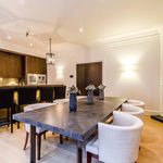 Rent 3 bedroom apartment of 222 m² in London