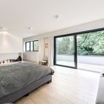 Huur 2 slaapkamer appartement van 277 m² in Brussels