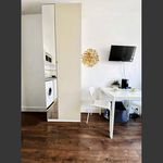 Rent 1 bedroom apartment of 17 m² in Paris