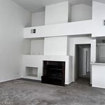 Rent 1 bedroom apartment of 78 m² in Agoura Hills