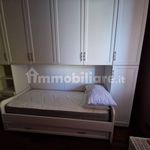 Affitto 5 camera appartamento di 160 m² in Brunate