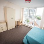Rent 5 bedroom apartment in Newcastle upon Tyne