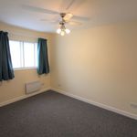Rent 2 bedroom flat in Huntingdon