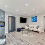 Rent 2 bedroom apartment of 70 m² in Hermosa Beach