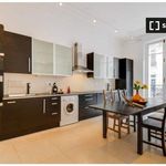 Rent 1 bedroom apartment of 107 m² in Champs-Elysées, Madeleine, Triangle d’or