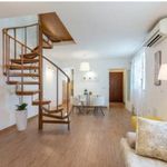 Rent 2 bedroom house of 65 m² in Split
