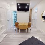 Appartement de 236 m² avec 1 chambre(s) en location à Montréal