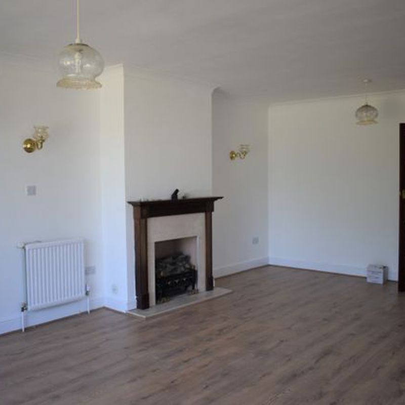 Detached house to rent in Oaklands Avenue, Watford WD19 The Rookery