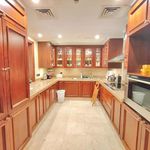 Rent 3 bedroom apartment of 184 m² in Dubai