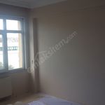 İstanbul konumunda 3 yatak odalı 90 m² daire