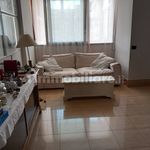 Affitto 1 camera appartamento di 140 m² in Palermo