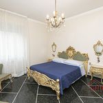 Rent 7 bedroom apartment of 123 m² in Genova