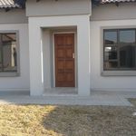Rent 2 bedroom house of 160 m² in Govan Mbeki