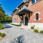 Maison de 1300 m² avec 6 chambre(s) en location à Ixelles