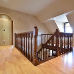 Huur 1 slaapkamer huis van 197 m² in Bilzen