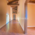 Affitto 5 camera casa di 163 m² in Modena