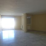 Rent 1 bedroom apartment of 190 m² in Jaén