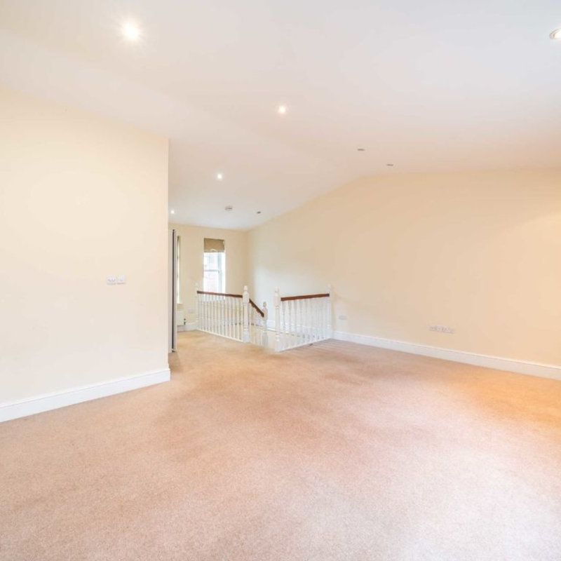 house for rent in Balvaird Place Pimlico, SW1V Millbank