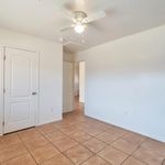 Rent 2 bedroom apartment of 55 m² in Arizona City