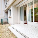 Rent 2 bedroom apartment of 35 m² in La Garenne-Colombes