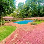 Rent 4 bedroom house of 1200 m² in City of Tshwane