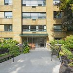 Appartement de 1474 m² avec 3 chambre(s) en location à Toronto