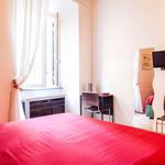 Rent a room of 100 m² in Rome