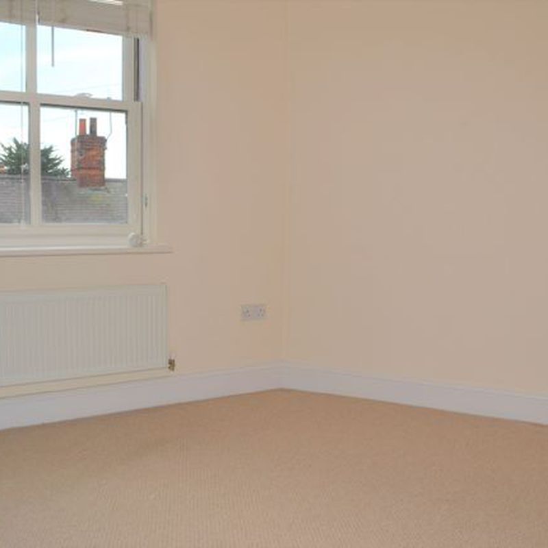 Town house to rent in Hasler Place, Great Dunmow CM6