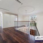 Rent 6 bedroom house of 542 m² in Beckenham