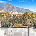 Rent 3 bedroom apartment of 112 m² in Málaga