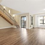 Rent 3 bedroom house of 164 m² in Long Beach