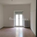 Affitto 3 camera appartamento di 74 m² in Matera