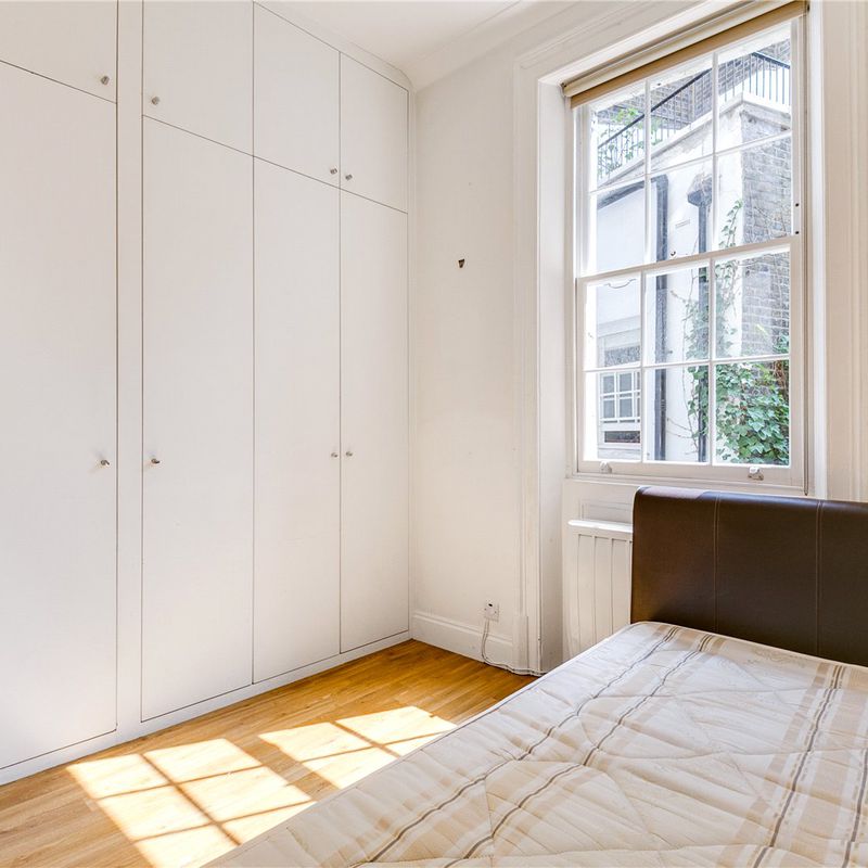 1 bedroom flat/apartment in Charlwood Street, Pimlico, SW1V