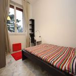 Rent a room of 64 m² in Milan