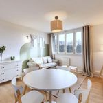 Rent 4 bedroom apartment of 65 m² in Venissieux