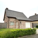 Rent 3 bedroom house of 500 m² in Kuurne