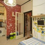 Rent a room of 85 m² in Torino
