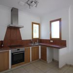 Rent 5 bedroom house of 130 m² in Caseneuve