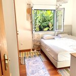 Rent 1 bedroom apartment of 100 m² in Lugar de Baixo