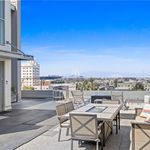 Rent 1 bedroom house of 160 m² in Long Beach