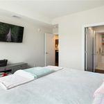 Appartement de 656 m² avec 1 chambre(s) en location à Kelowna