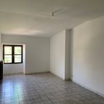 Appartement de 77 m² avec 3 chambre(s) en location à Valence