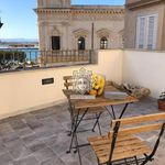 Rent 4 bedroom house of 120 m² in Siracusa