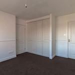 Rent 4 bedroom house in Batley