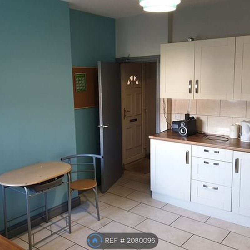 Room to rent in Ash Street, Burton-On-Trent DE14