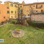 Affitto 6 camera appartamento di 235 m² in Bologna
