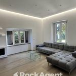 Rent 4 bedroom house of 200 m² in Roma