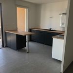 Rent 2 bedroom apartment of 50 m² in Cuers